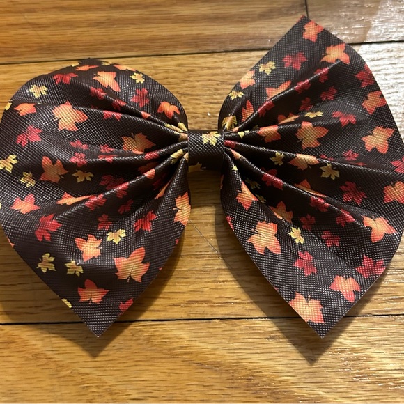 Bows - Picture 5 of 9